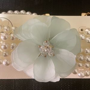 Seafoam green flower choker